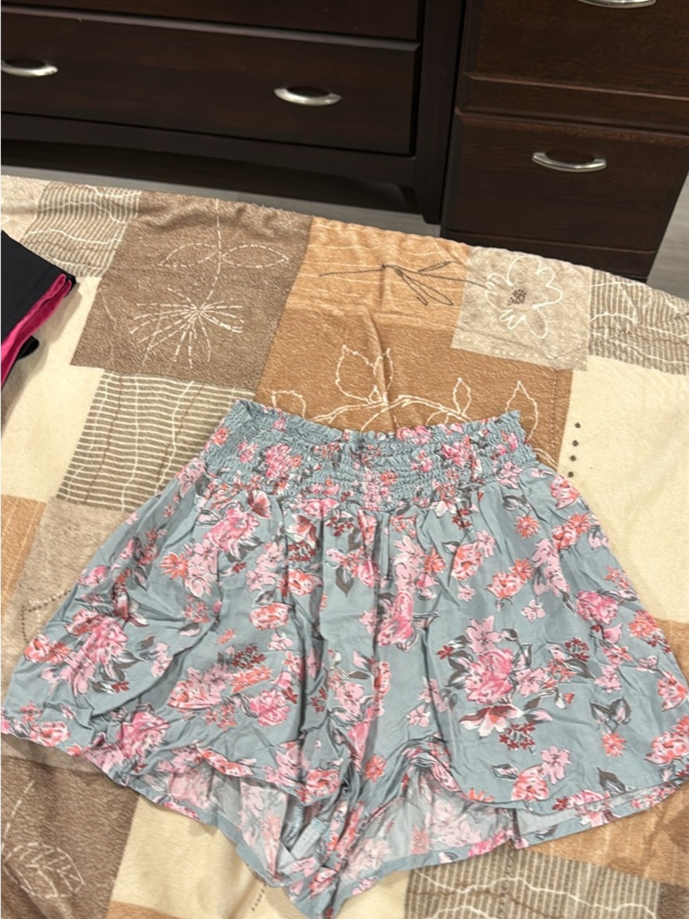 Streetwear Society Light Blue Floral Women Shorts